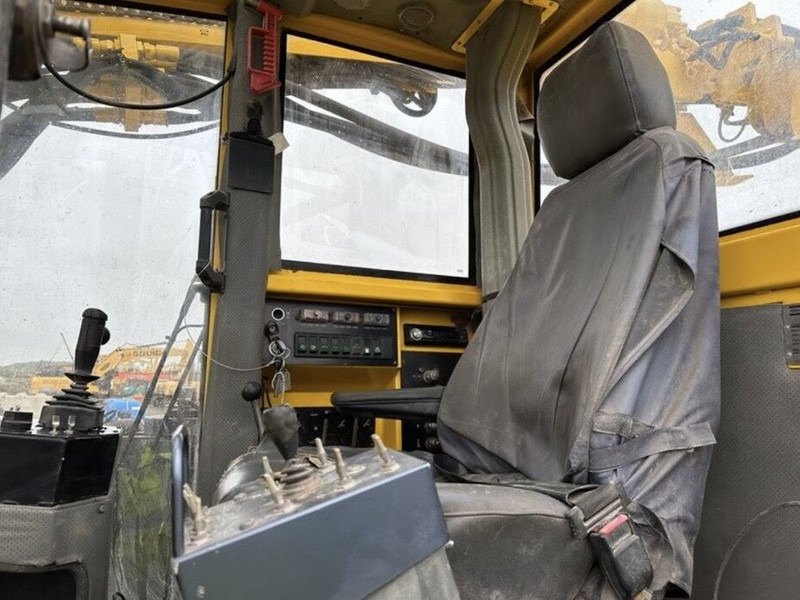 Atlas-Copco ROC F6 - آلة حفر: صور 5 Atlas-Copco ROC F6 - آلة حفر: صور 5