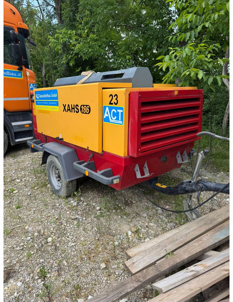 Atlas-Copco XAHS 186 - ضاغط الهواء: صور 1 Atlas-Copco XAHS 186 - ضاغط الهواء: صور 1