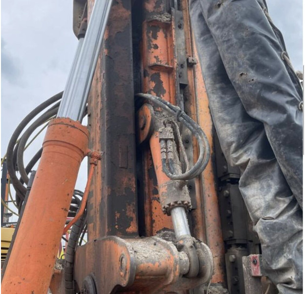 Hütte HBR 205 - آلة حفر: صور 5 Hütte HBR 205 - آلة حفر: صور 5