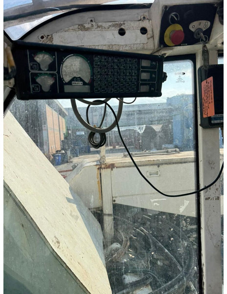 Soilmec R312 / 200 - آلة حفر: صور 5 Soilmec R312 / 200 - آلة حفر: صور 5