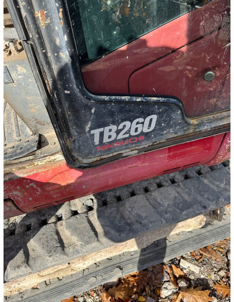 Takeuchi TB260 - حفارة مصغرة: صور 1 Takeuchi TB260 - حفارة مصغرة: صور 1
