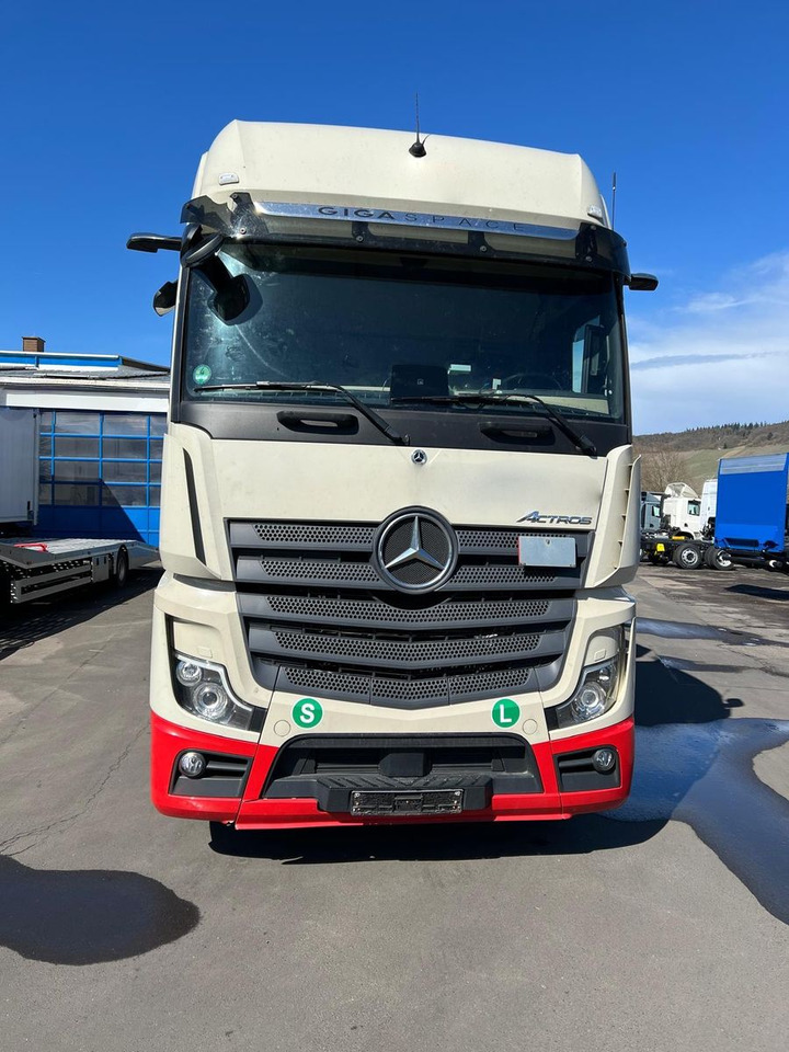 Mercedes-Benz Actros 1848 LS/GIGA/MirrorCam/Retarder/2instock - شاحنة جرار: صور 3 Mercedes-Benz Actros 1848 LS/GIGA/MirrorCam/Retarder/2instock - شاحنة جرار: صور 3