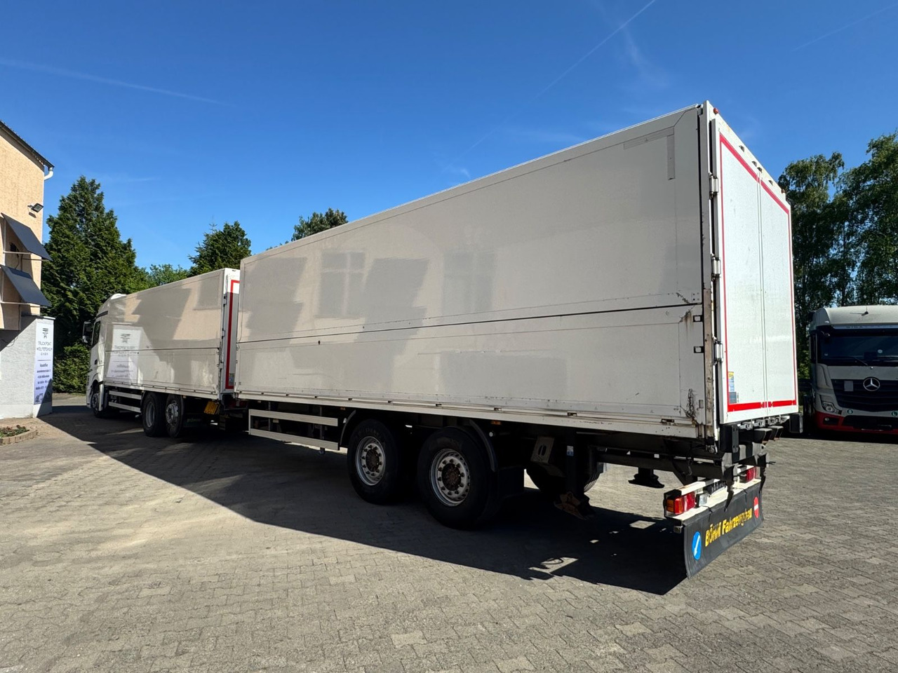 Mercedes-Benz Actros2545/Lift-Lenk/Mitnahmestp/Retder - نقل الشراب شاحنة: صور 4 Mercedes-Benz Actros2545/Lift-Lenk/Mitnahmestp/Retder - نقل الشراب شاحنة: صور 4