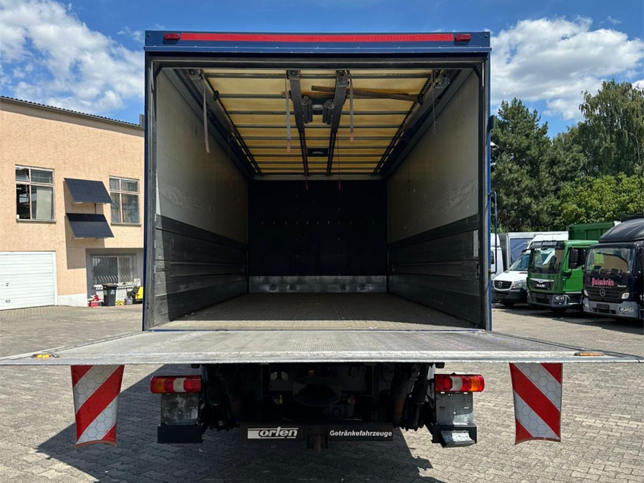Mercedes-Benz Atego 1523/Klima/LBW/GT-Zertifiziert/2xAHK - نقل الشراب شاحنة: صور 5 Mercedes-Benz Atego 1523/Klima/LBW/GT-Zertifiziert/2xAHK - نقل الشراب شاحنة: صور 5
