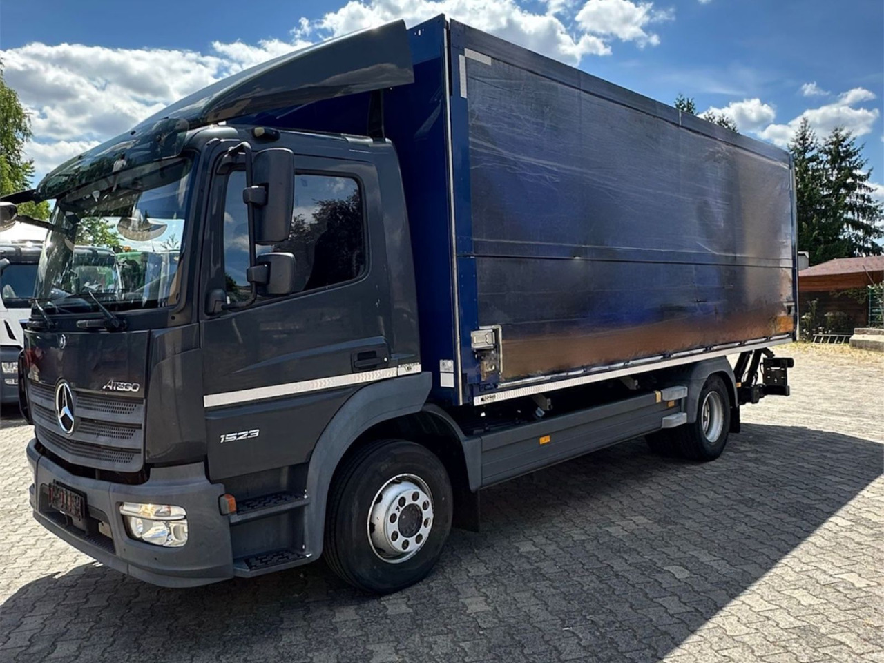 Mercedes-Benz Atego 1523/Klima/LBW/GT-Zertifiziert/2xAHK - نقل الشراب شاحنة: صور 2 Mercedes-Benz Atego 1523/Klima/LBW/GT-Zertifiziert/2xAHK - نقل الشراب شاحنة: صور 2