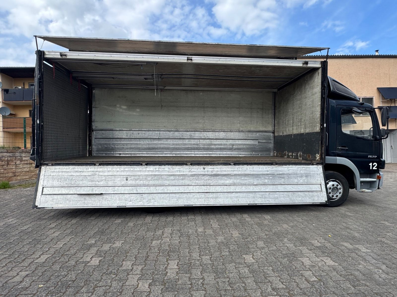 Mercedes-Benz Atego1523/LBW/AHK/Klima/Standh./aus.1Hand - نقل الشراب شاحنة: صور 4 Mercedes-Benz Atego1523/LBW/AHK/Klima/Standh./aus.1Hand - نقل الشراب شاحنة: صور 4