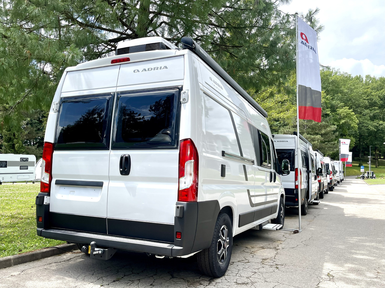 ADRIA Twin 640 SLB - كرفان فان: صور 5 ADRIA Twin 640 SLB - كرفان فان: صور 5