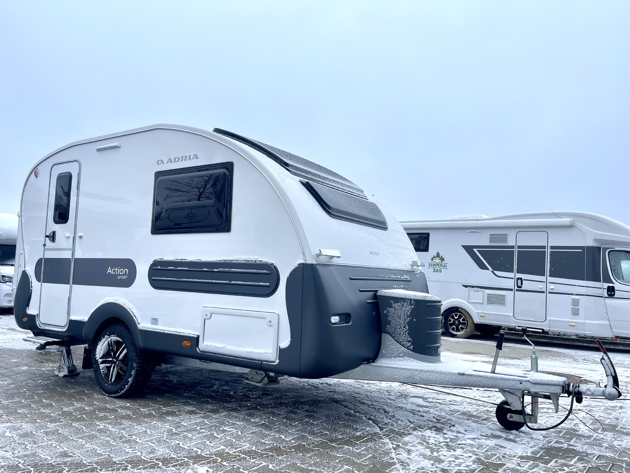 Adria Action Sport - كرفان سحب: صور 2 Adria Action Sport - كرفان سحب: صور 2