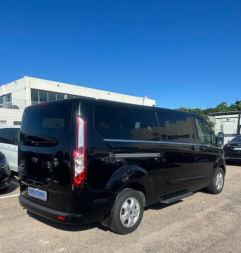 Ford Tourneo Custom Tourneo Custom 310 2.0 TDCi 17 - سيارة: صور 4 Ford Tourneo Custom Tourneo Custom 310 2.0 TDCi 17 - سيارة: صور 4