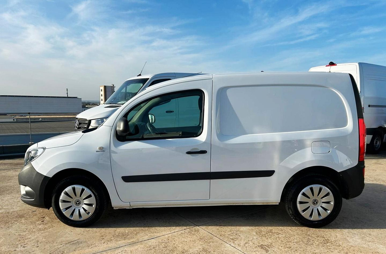 فان المدمجة Mercedes Benz Citan 111 cdi Long 3 posti: صور 7 فان المدمجة Mercedes Benz Citan 111 cdi Long 3 posti: صور 7