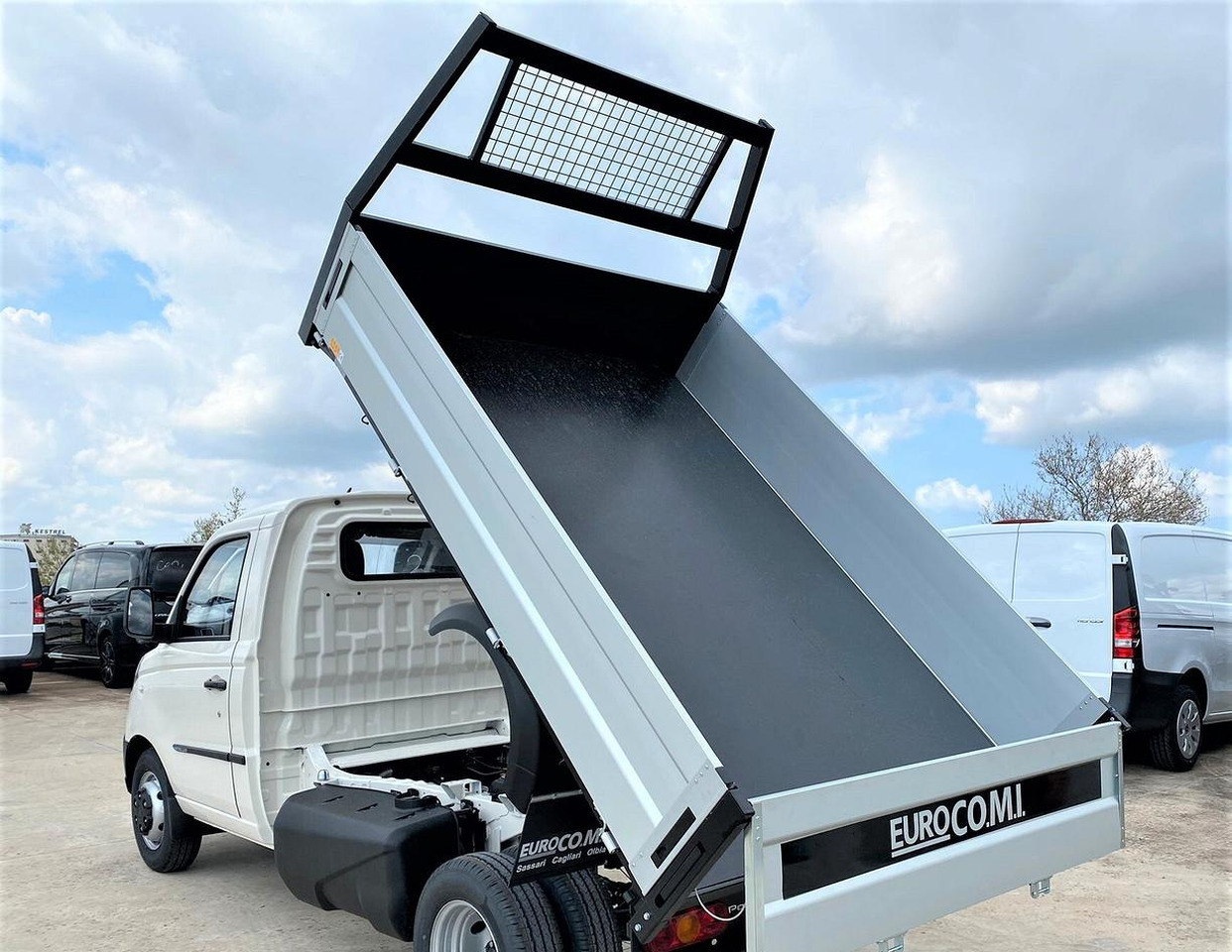 Piaggio Porter NP6 1.5 Ribaltabile *PROMO* - قلاب صغير: صور 4 Piaggio Porter NP6 1.5 Ribaltabile *PROMO* - قلاب صغير: صور 4