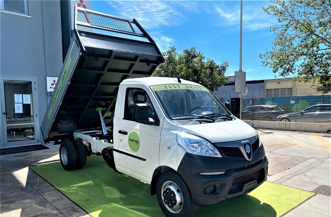 Piaggio Porter NP6 Ribaltabile Gemellato - قلاب صغير: صور 3 Piaggio Porter NP6 Ribaltabile Gemellato - قلاب صغير: صور 3