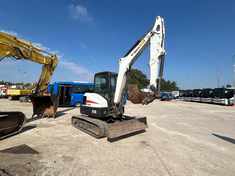 Bobcat E50 - حفارة مصغرة: صور 1 Bobcat E50 - حفارة مصغرة: صور 1