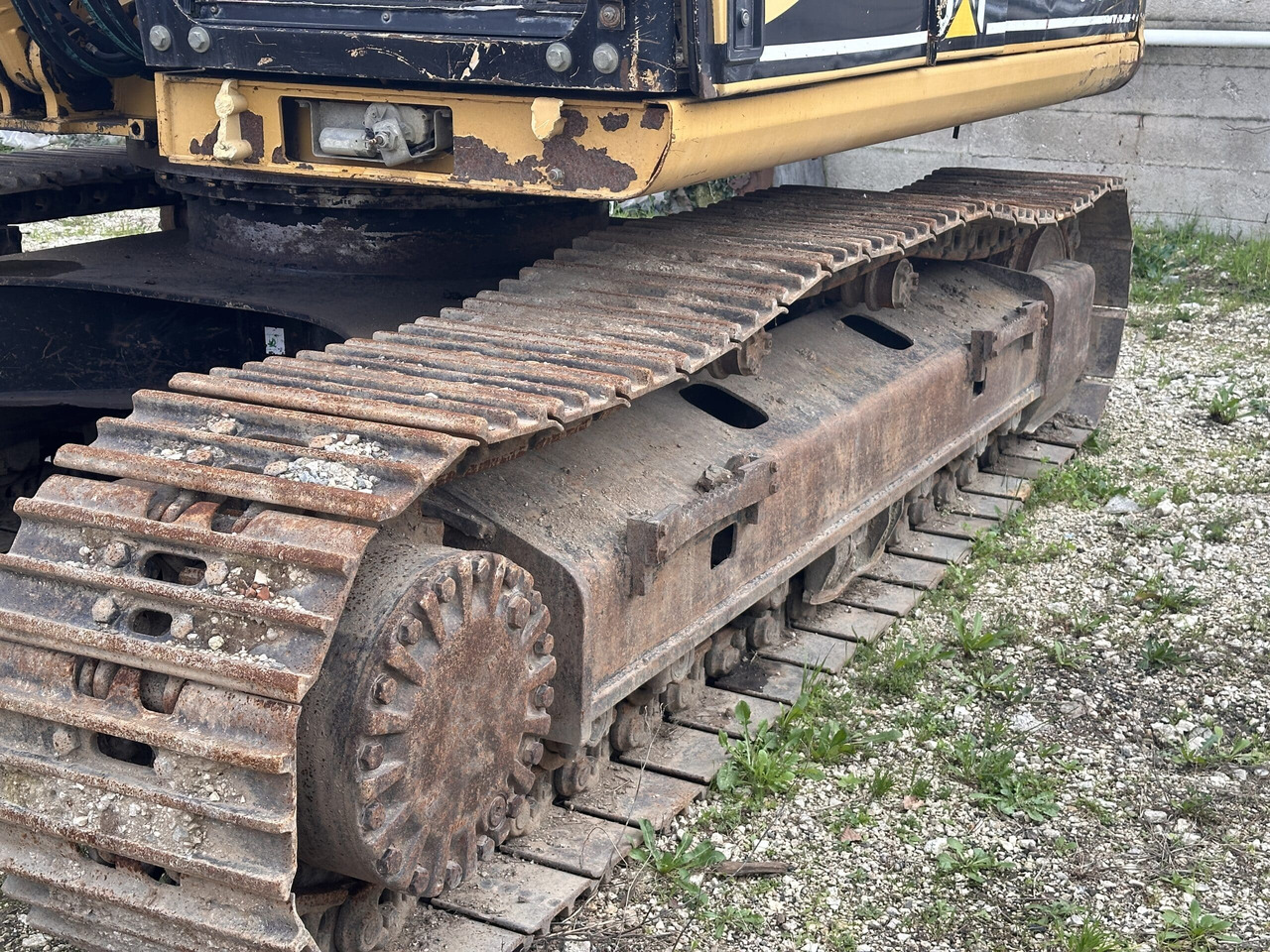 CAT 318B - حفارات زحافة: صور 3 CAT 318B - حفارات زحافة: صور 3