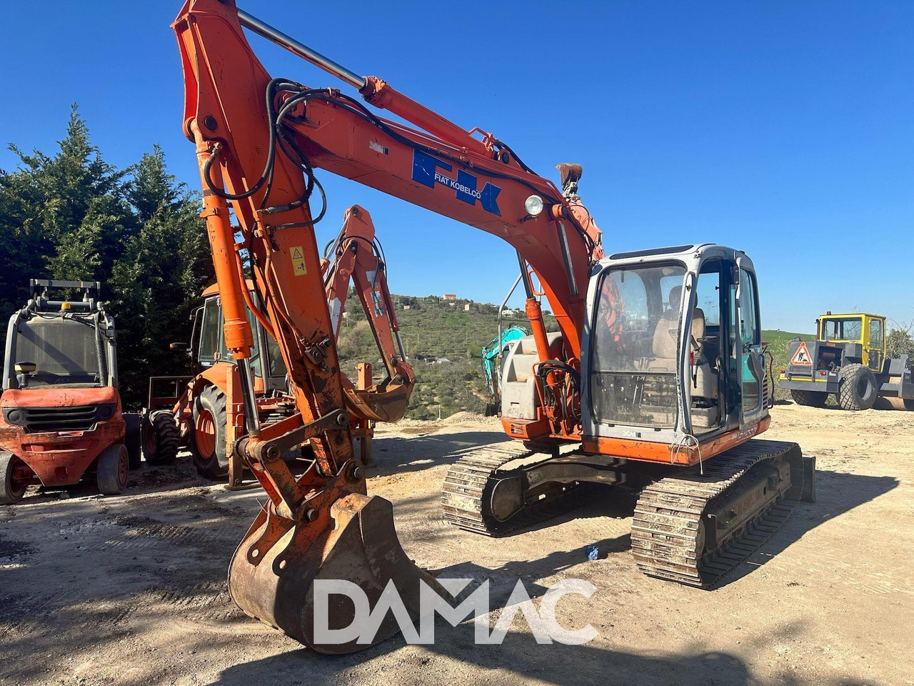 FIAT KOBELCO E115SR - حفارات زحافة: صور 1 FIAT KOBELCO E115SR - حفارات زحافة: صور 1