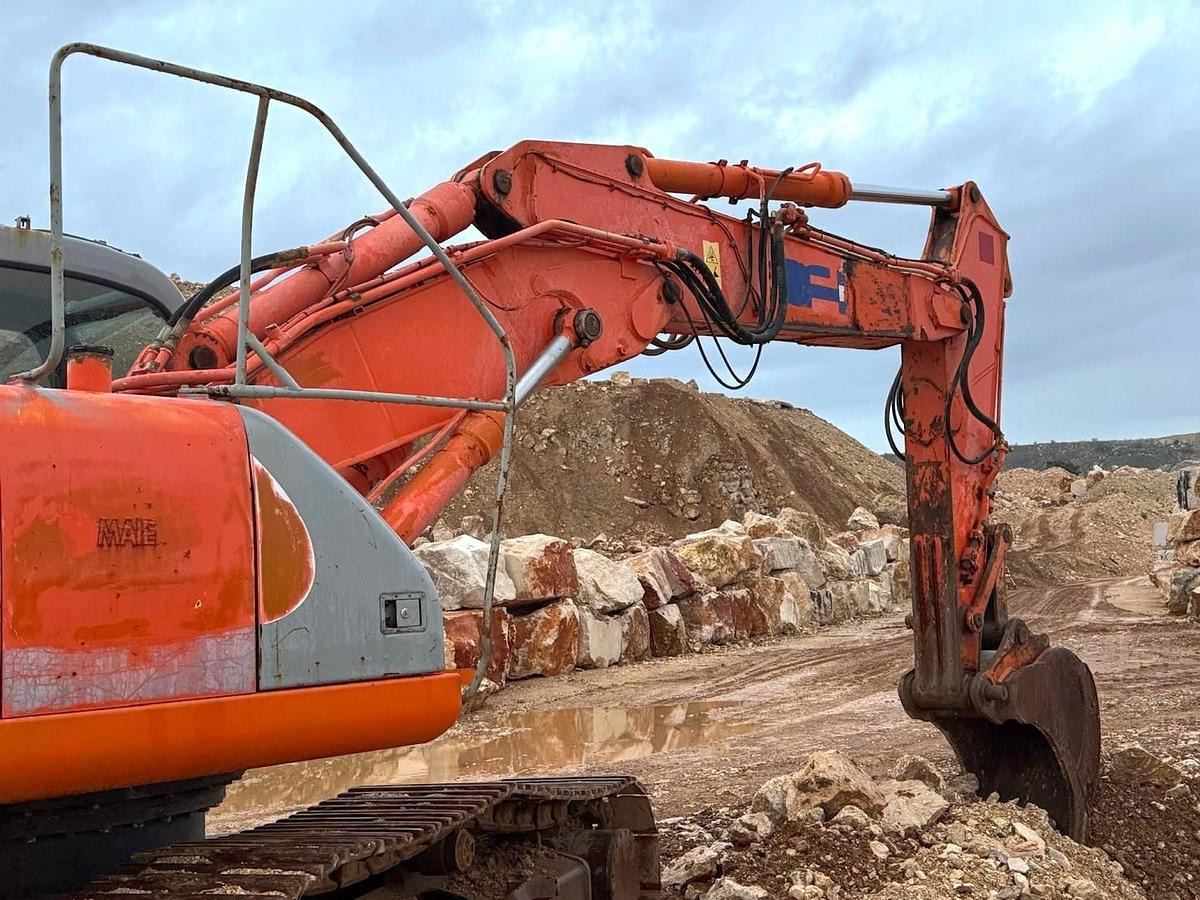 FIAT KOBELCO E305 - حفارات زحافة: صور 3 FIAT KOBELCO E305 - حفارات زحافة: صور 3