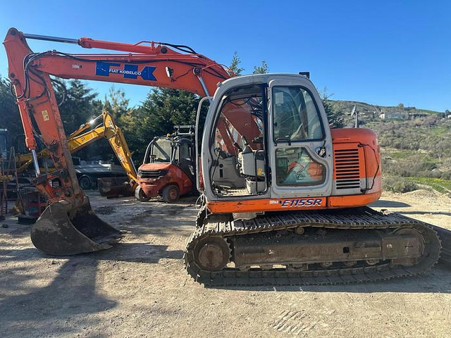 Fiat KOBELCO E115SR - حفارة: صور 2 Fiat KOBELCO E115SR - حفارة: صور 2