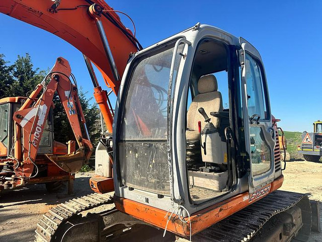 Fiat KOBELCO E115SR - حفارة: صور 5 Fiat KOBELCO E115SR - حفارة: صور 5