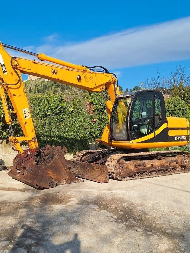 JCB JS130 - حفارات زحافة: صور 3 JCB JS130 - حفارات زحافة: صور 3