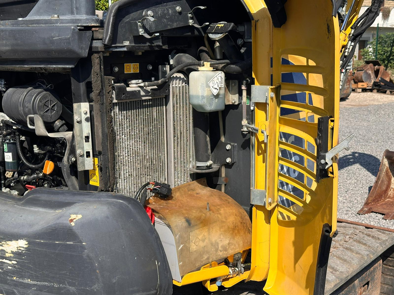 KOMATSU PC26MR-3 إيجار KOMATSU PC26MR-3: صور 19