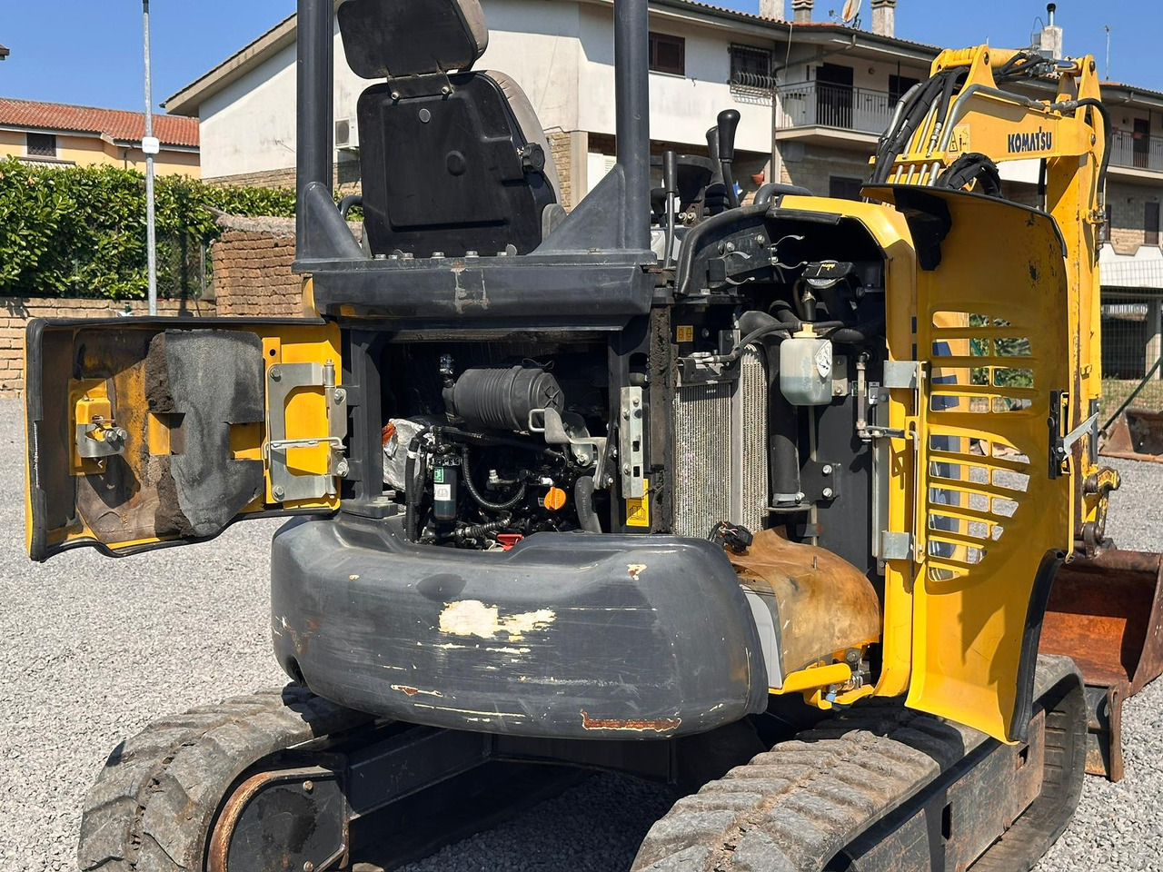 KOMATSU PC26MR-3 إيجار KOMATSU PC26MR-3: صور 18