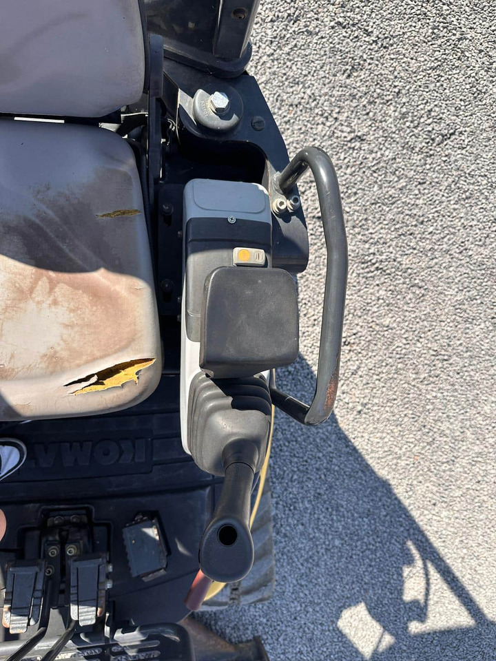 KOMATSU PC26MR-3 إيجار KOMATSU PC26MR-3: صور 13