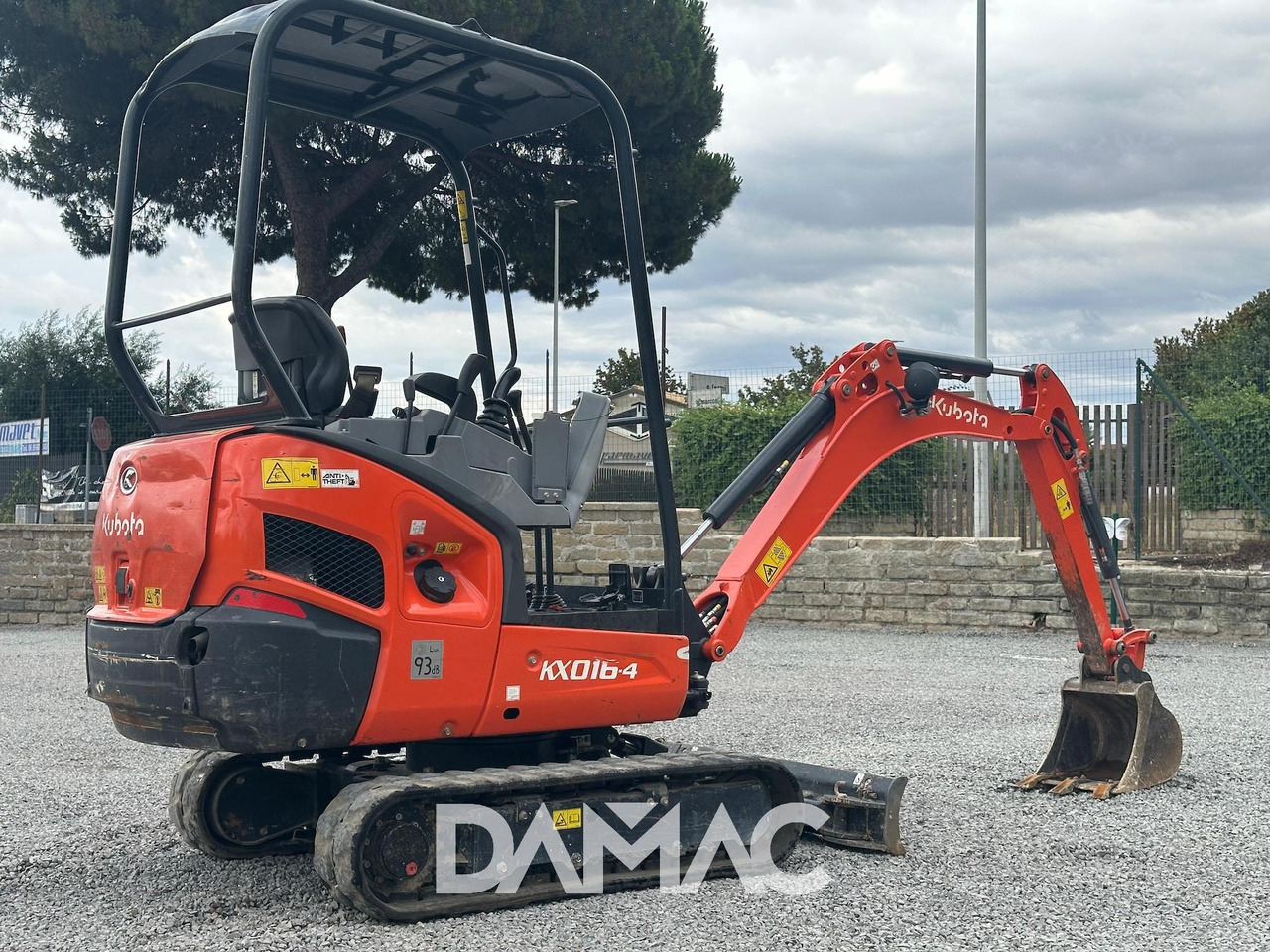 KUBOTA KX016-4 - حفارة مصغرة: صور 2 KUBOTA KX016-4 - حفارة مصغرة: صور 2