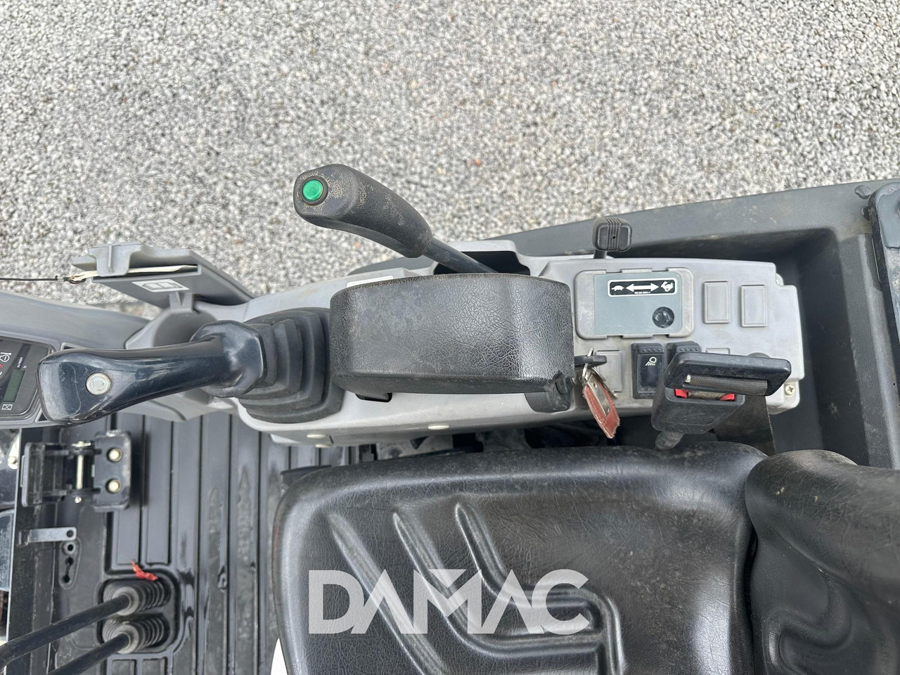 حفارة مصغرة KUBOTA KX016-4: صور 17 حفارة مصغرة KUBOTA KX016-4: صور 17