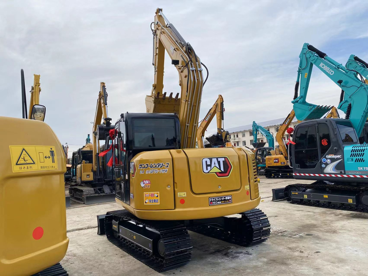CATERPILLAR 307E2 - حفارات زحافة: صور 3 CATERPILLAR 307E2 - حفارات زحافة: صور 3
