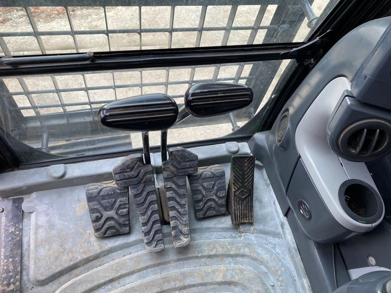 CATERPILLAR 312GC - حفارات زحافة: صور 5 CATERPILLAR 312GC - حفارات زحافة: صور 5