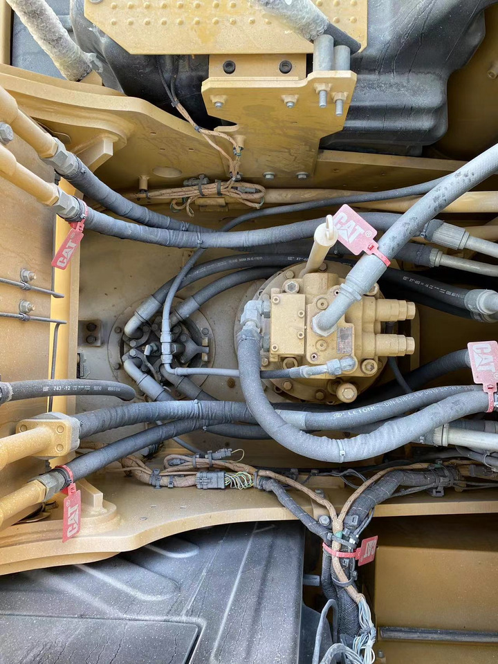 CATERPILLAR 320GC - حفارات زحافة: صور 5 CATERPILLAR 320GC - حفارات زحافة: صور 5