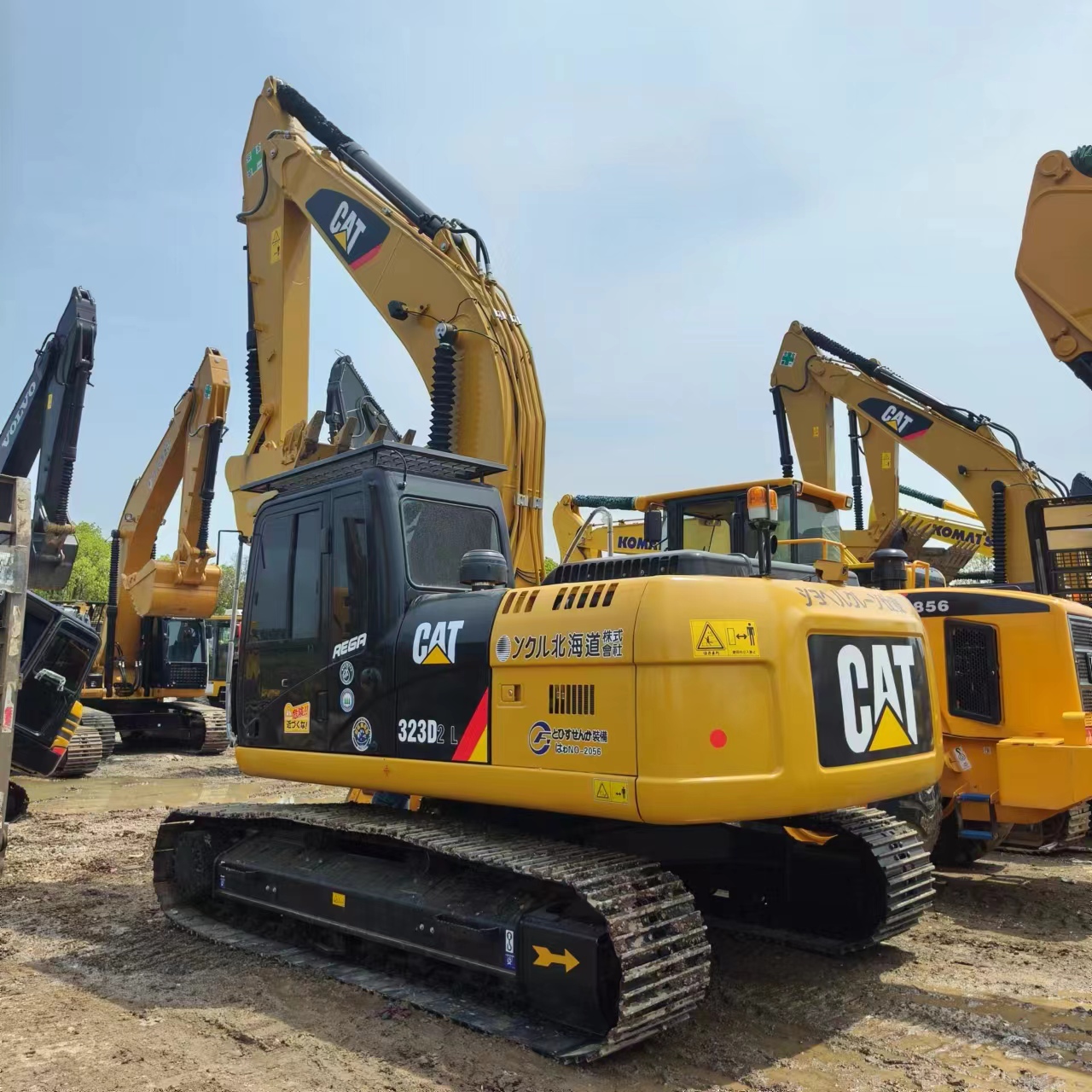 CATERPILLAR 323 - حفارات زحافة: صور 1 CATERPILLAR 323 - حفارات زحافة: صور 1