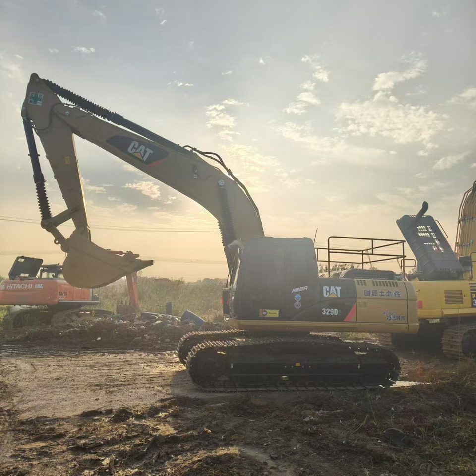 CATERPILLAR 329D2 - حفارات زحافة: صور 4 CATERPILLAR 329D2 - حفارات زحافة: صور 4