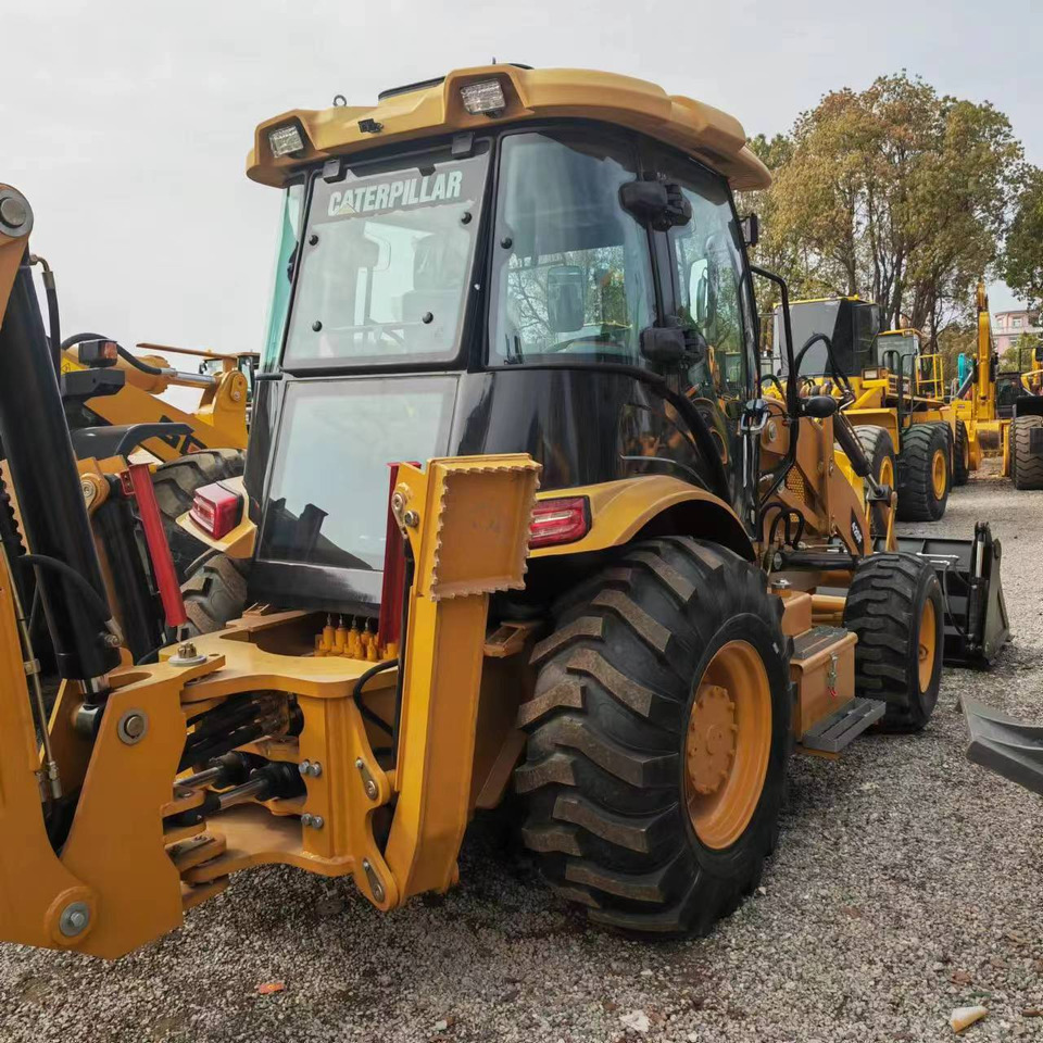 CATERPILLAR 420F - حفار متعدد الاستخدام: صور 5 CATERPILLAR 420F - حفار متعدد الاستخدام: صور 5