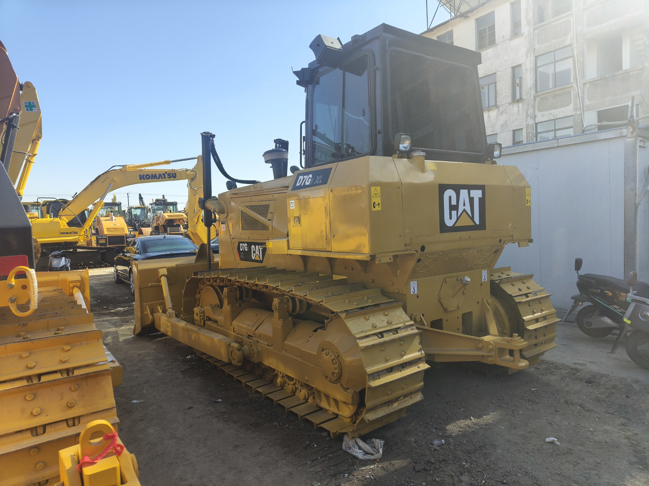 CATERPILLAR D7G - حفارات زحافة: صور 5 CATERPILLAR D7G - حفارات زحافة: صور 5