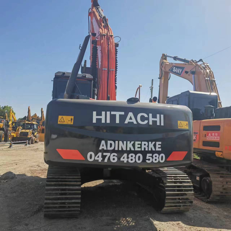 HITACHI ZX200 - حفارات زحافة: صور 4 HITACHI ZX200 - حفارات زحافة: صور 4