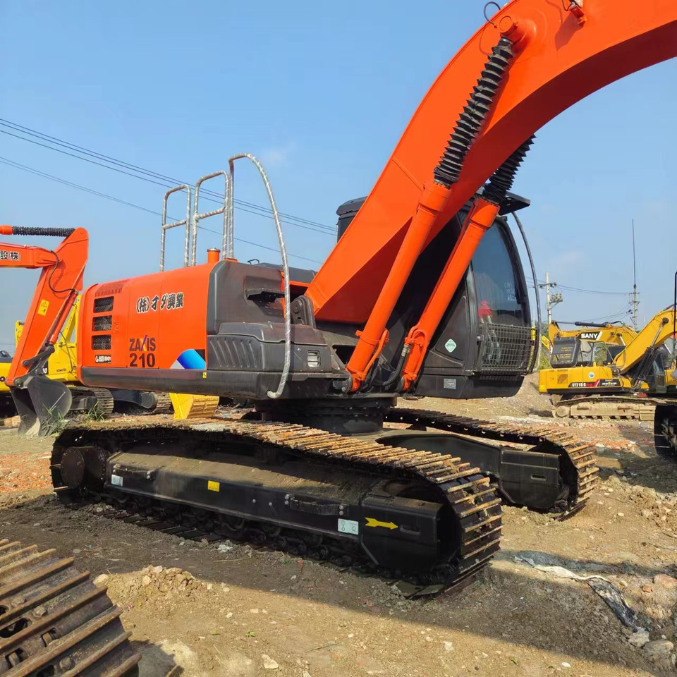 HITACHI ZX210 - حفارات زحافة: صور 2 HITACHI ZX210 - حفارات زحافة: صور 2