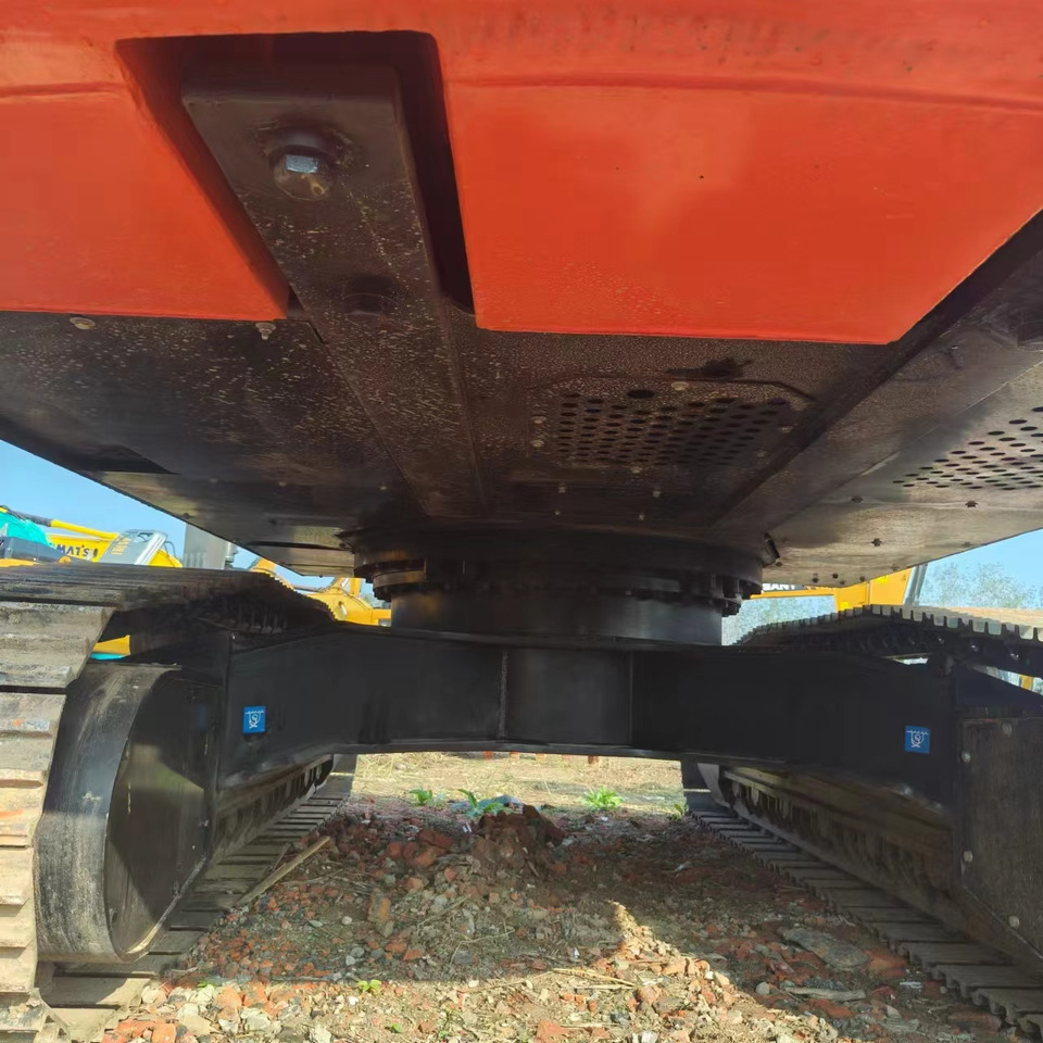 HITACHI ZX360 - حفارات زحافة: صور 3 HITACHI ZX360 - حفارات زحافة: صور 3