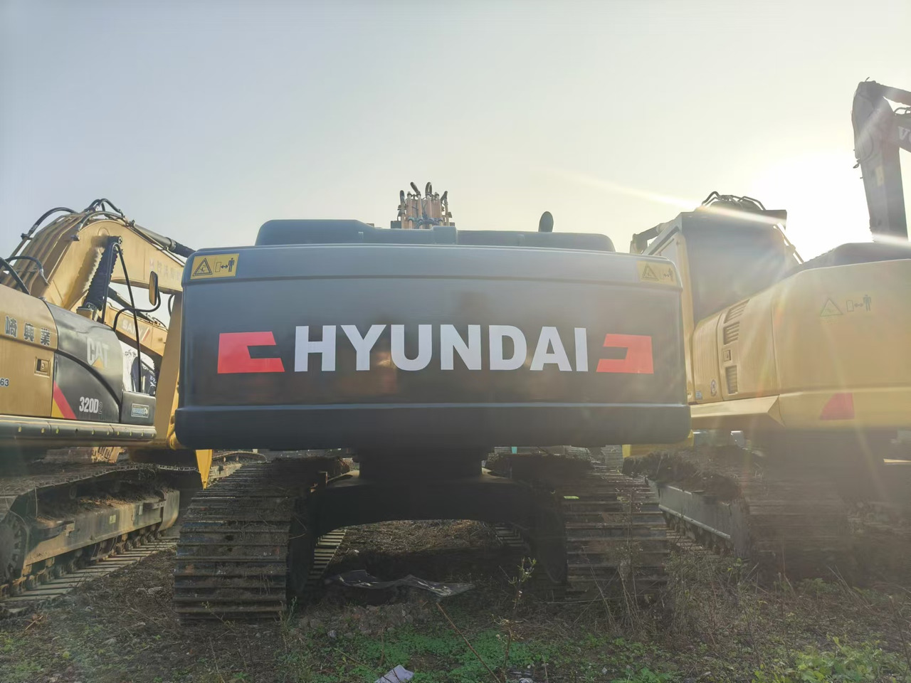 حفارات زحافة HYUNDAI ROBEX 225LC-9S: صور 8 حفارات زحافة HYUNDAI ROBEX 225LC-9S: صور 8