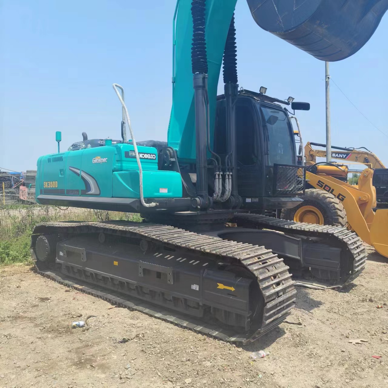 KOBELCO SK350 - حفارات زحافة: صور 4 KOBELCO SK350 - حفارات زحافة: صور 4