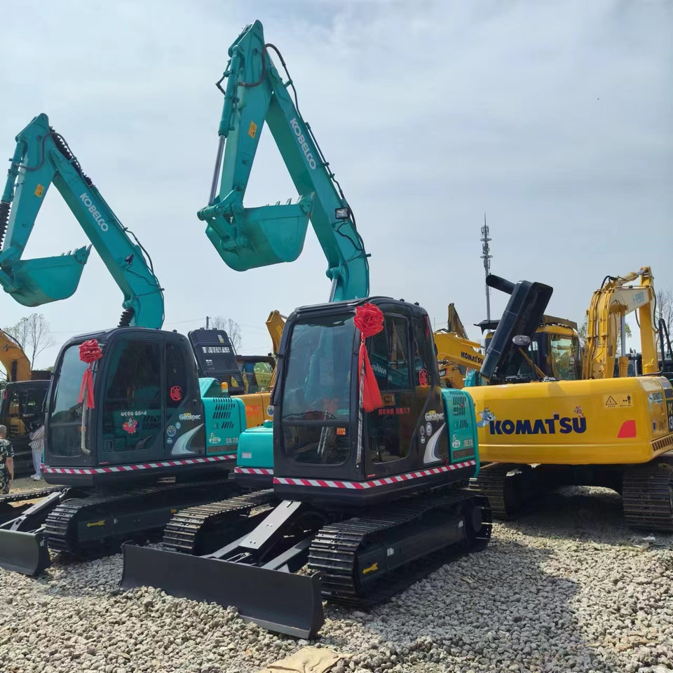 KOBELCO SK75-8 - حفارات زحافة: صور 5 KOBELCO SK75-8 - حفارات زحافة: صور 5