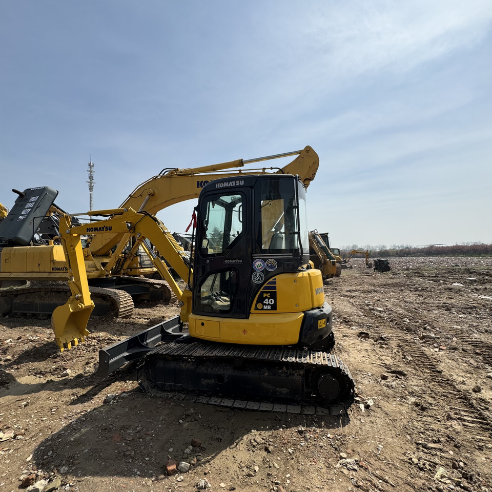KOMATSU PC40 - حفارة مصغرة: صور 2 KOMATSU PC40 - حفارة مصغرة: صور 2