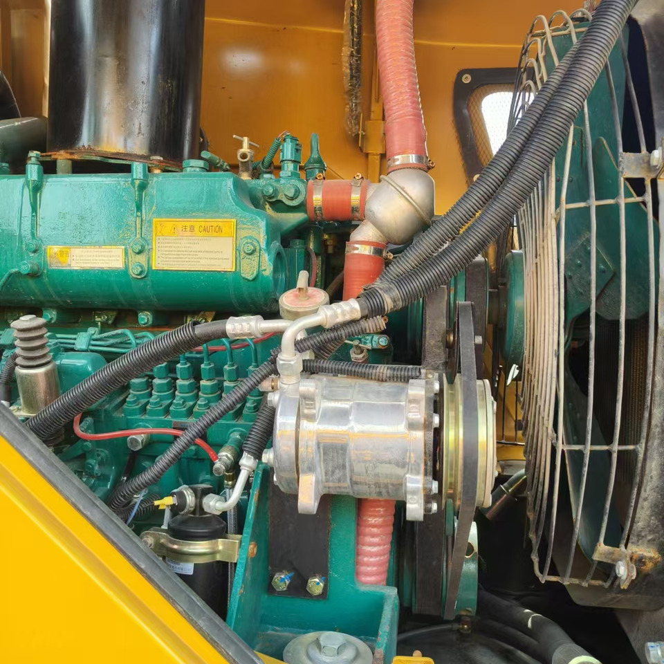 اللودر بعجل SDLG L956F: صور 11 اللودر بعجل SDLG L956F: صور 11