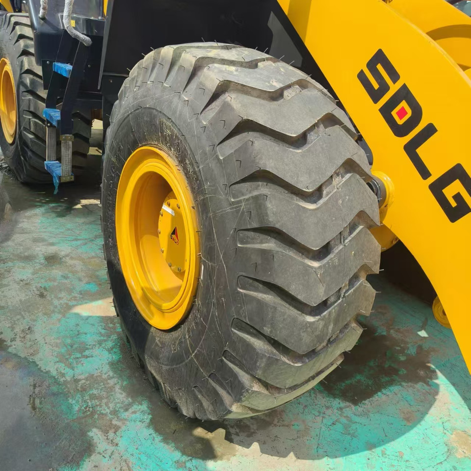 اللودر بعجل SDLG L956F: صور 15 اللودر بعجل SDLG L956F: صور 15