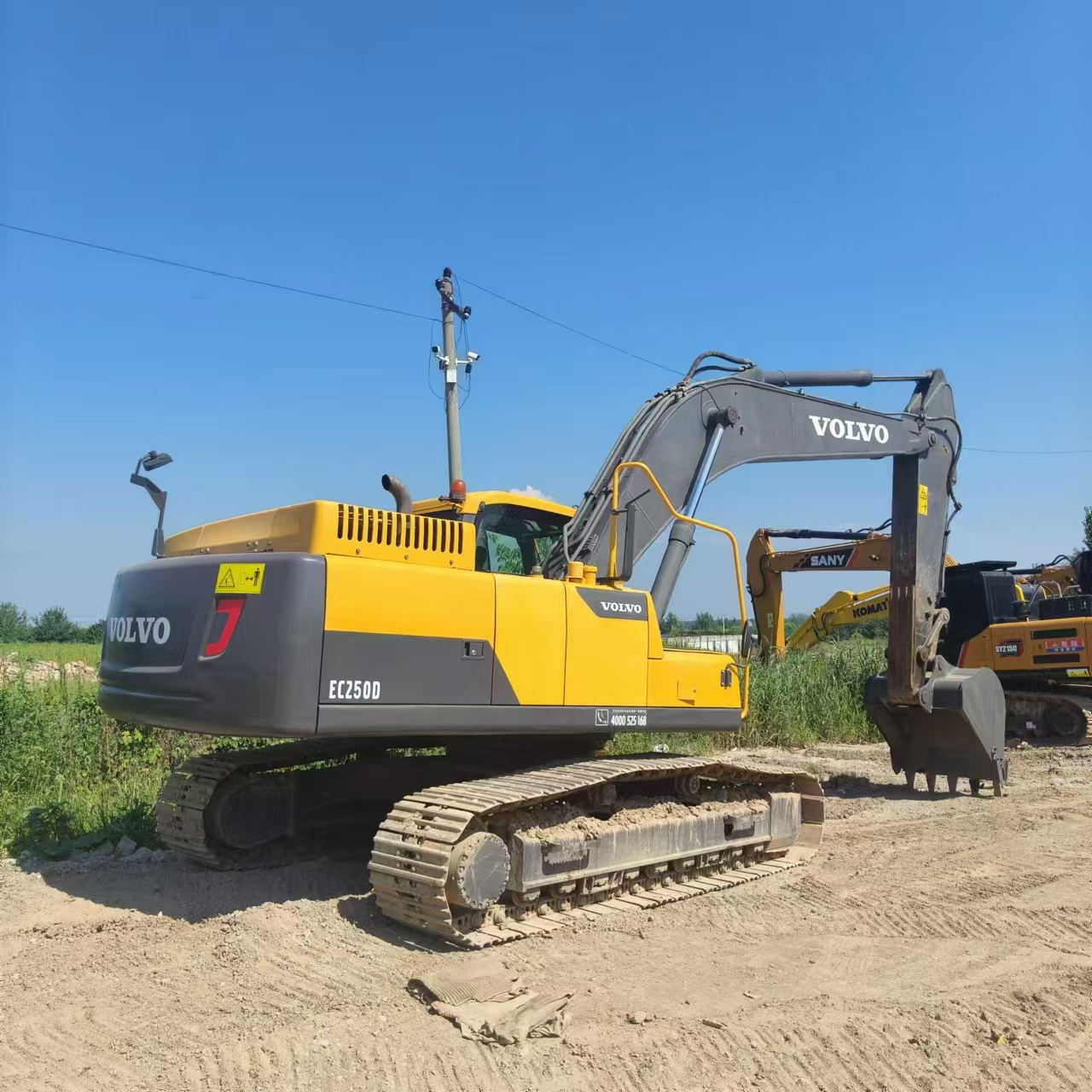 VOLVO EC250 - حفارات زحافة: صور 2 VOLVO EC250 - حفارات زحافة: صور 2