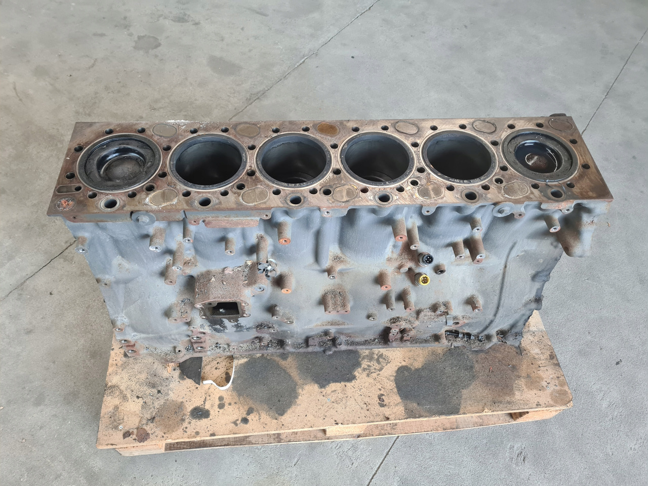 BLOK SILNIKA SŁUPEK TŁOKI WAŁ RENAULT GAMA T DTI 13 K2 - كتلة اسطوانة: صور 5 BLOK SILNIKA SŁUPEK TŁOKI WAŁ RENAULT GAMA T DTI 13 K2 - كتلة اسطوانة: صور 5