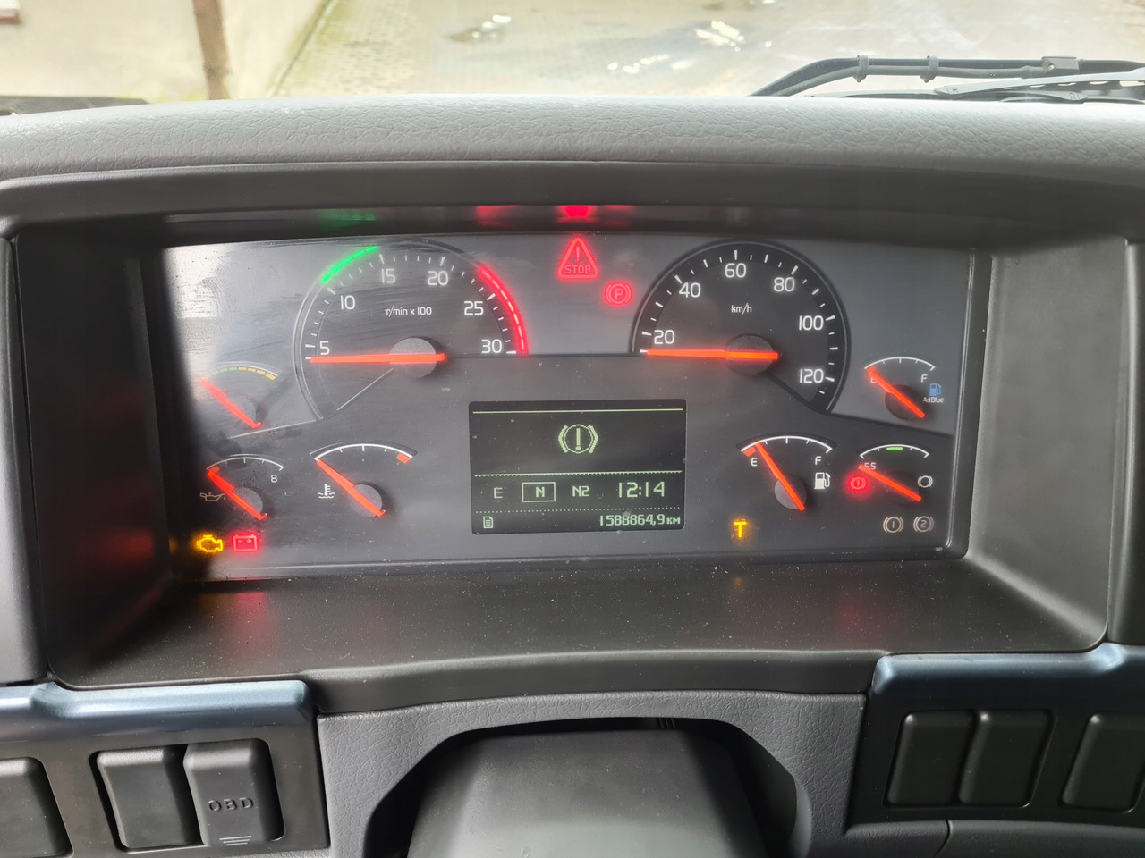 CONTINENTAL ZEGARY LICZNIKI VOLVO FH FM 9 13 LIFT AUTOMAT 21366884 - لوحة القيادة - شاحنة: صور 3 CONTINENTAL ZEGARY LICZNIKI VOLVO FH FM 9 13 LIFT AUTOMAT 21366884 - لوحة القيادة - شاحنة: صور 3