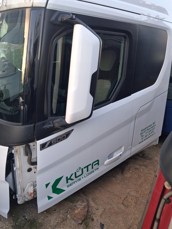 FORD KOMPLETNE LEWE FORD F-MAX 500 TRUCKS EURO 6 - باب و قطع الغيار: صور 1 FORD KOMPLETNE LEWE FORD F-MAX 500 TRUCKS EURO 6 - باب و قطع الغيار: صور 1