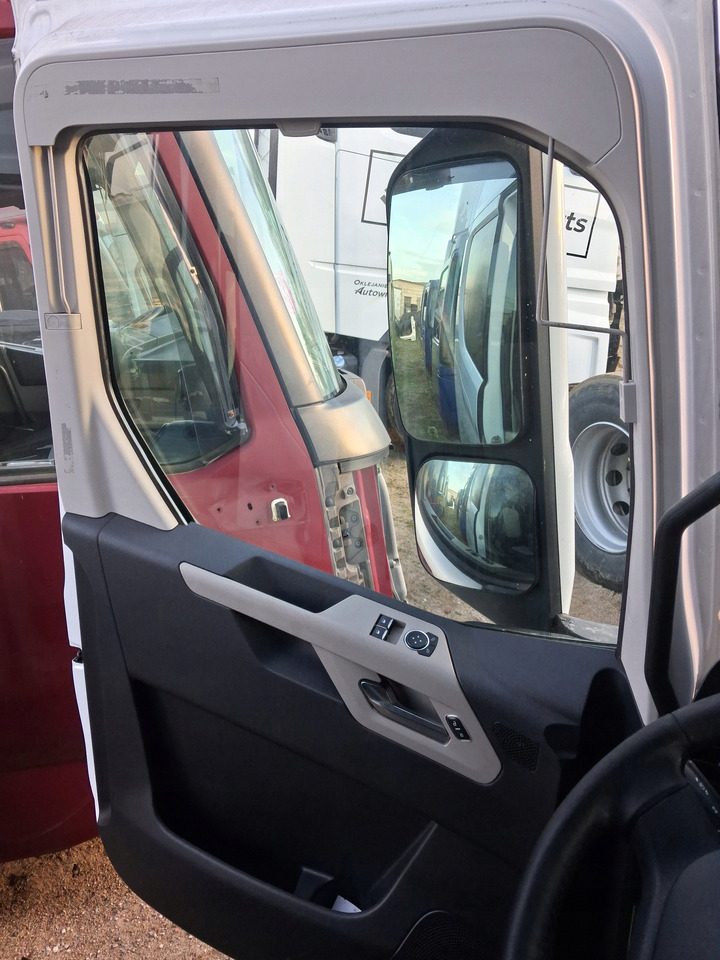 FORD KOMPLETNE LEWE FORD F-MAX 500 TRUCKS EURO 6 - باب و قطع الغيار: صور 5 FORD KOMPLETNE LEWE FORD F-MAX 500 TRUCKS EURO 6 - باب و قطع الغيار: صور 5