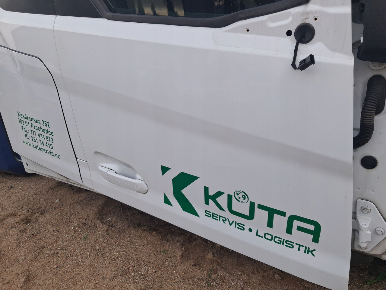 FORD KOMPLETNE PRAWE FORD F-MAX 500 TRUCKS EURO 6 - باب و قطع الغيار - شاحنة: صور 3 FORD KOMPLETNE PRAWE FORD F-MAX 500 TRUCKS EURO 6 - باب و قطع الغيار - شاحنة: صور 3